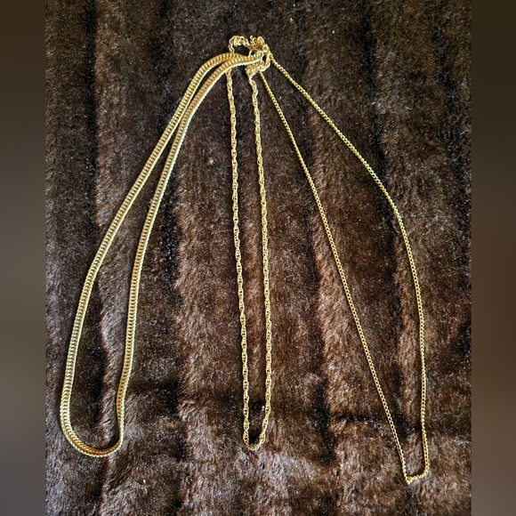 VINTAGE MULTI CHAIN NECKLACE - Picture 5 of 6